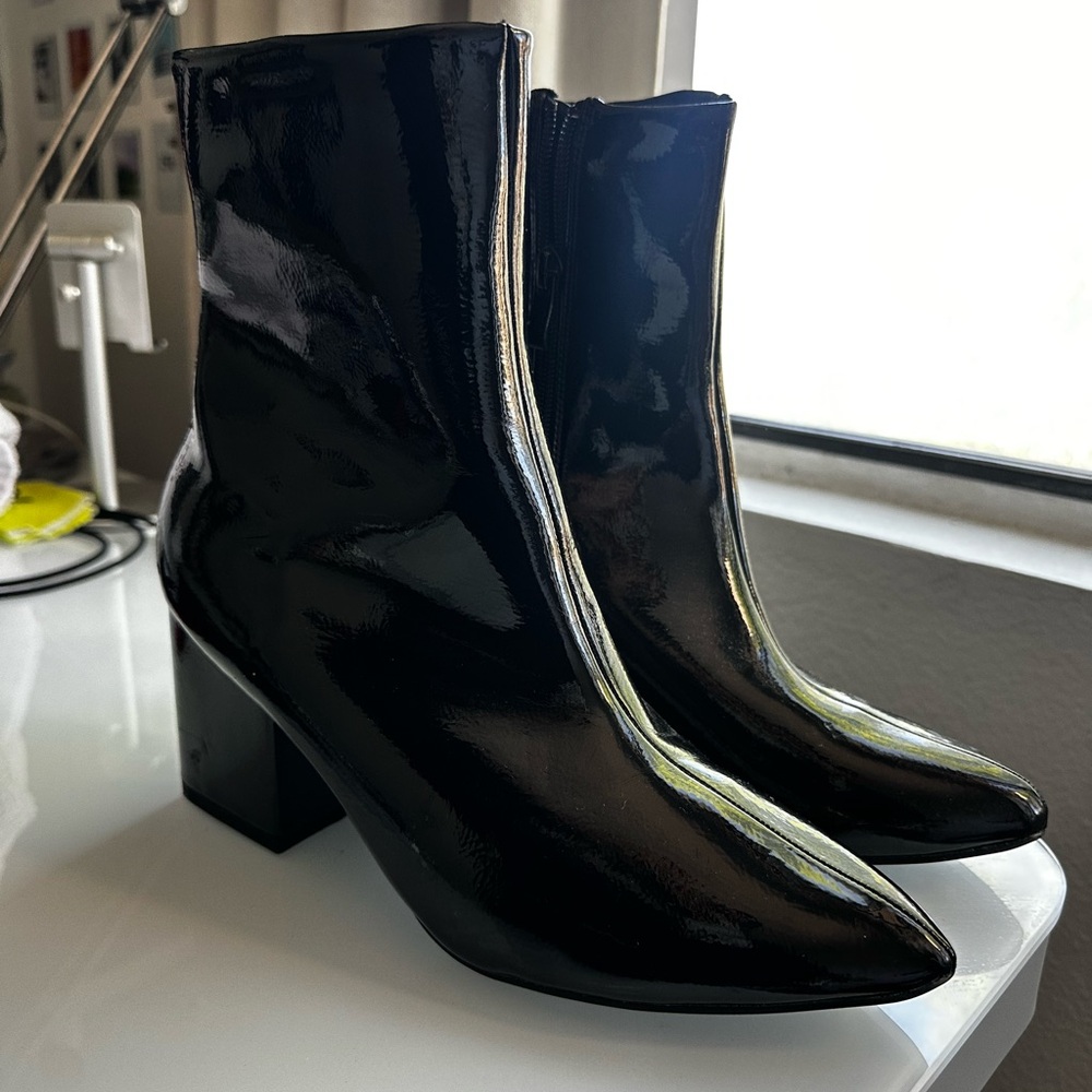 White Fox Black Satin Heels